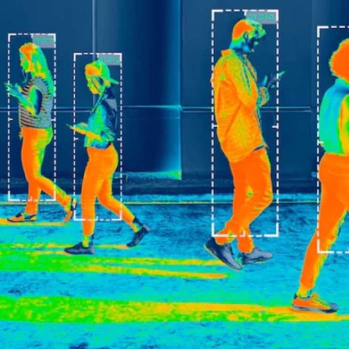 Thermal AI detection boxes around people